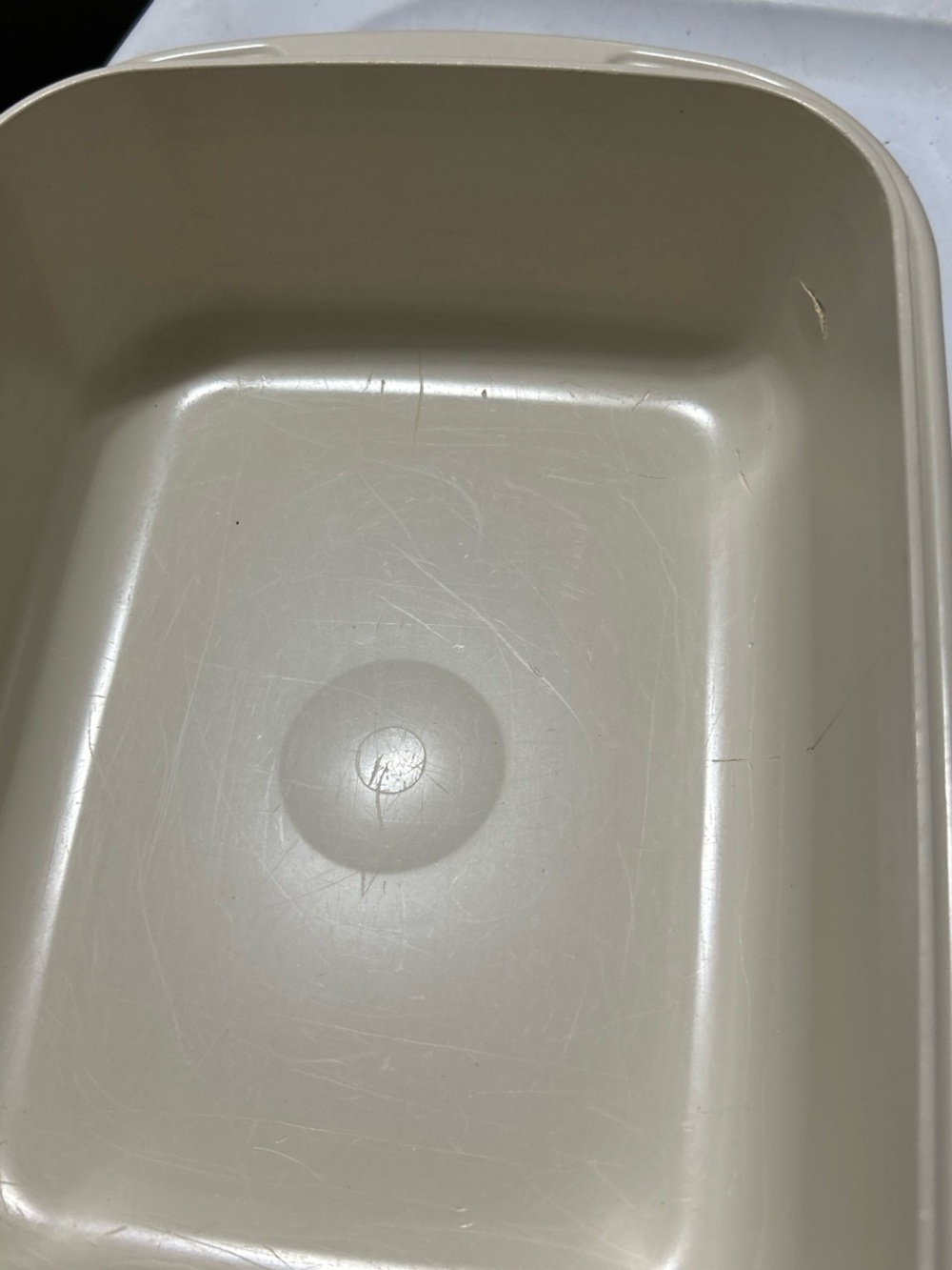 Tupperware Cream Food Storage Container with Lid - Picture 4 of 8